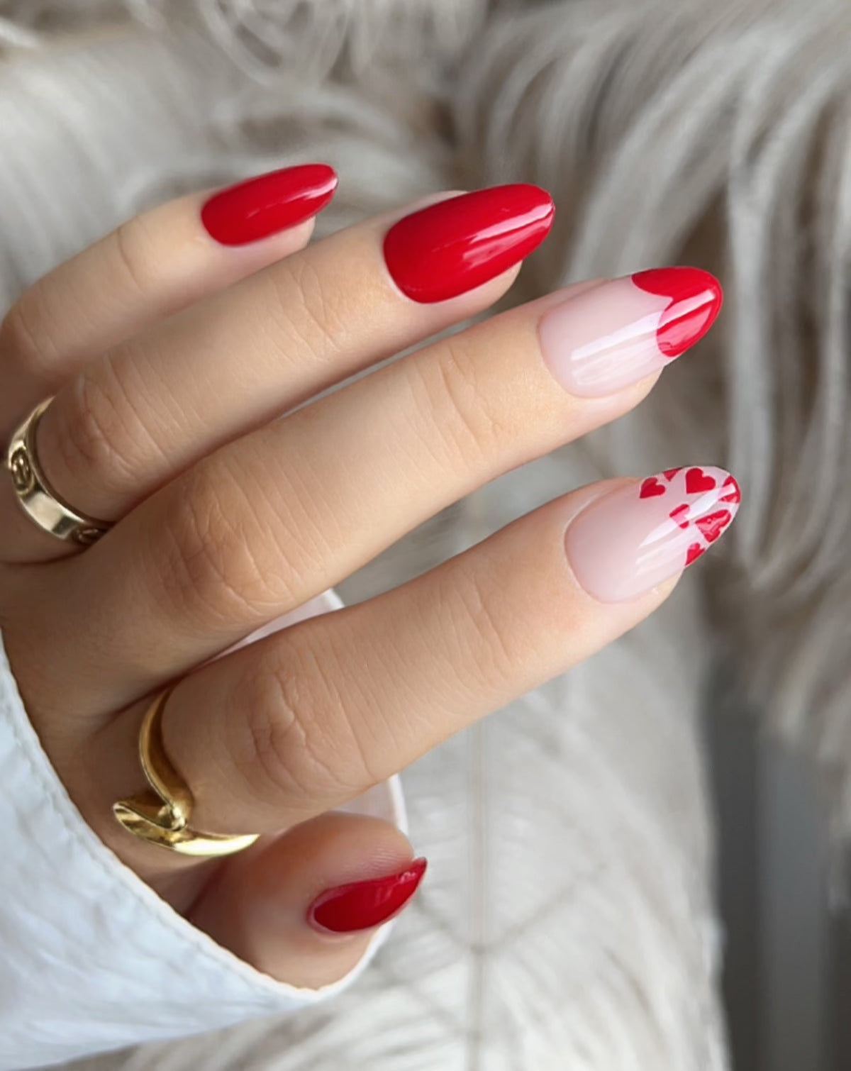 Be Mine - Valentines negle ses her på Short Round