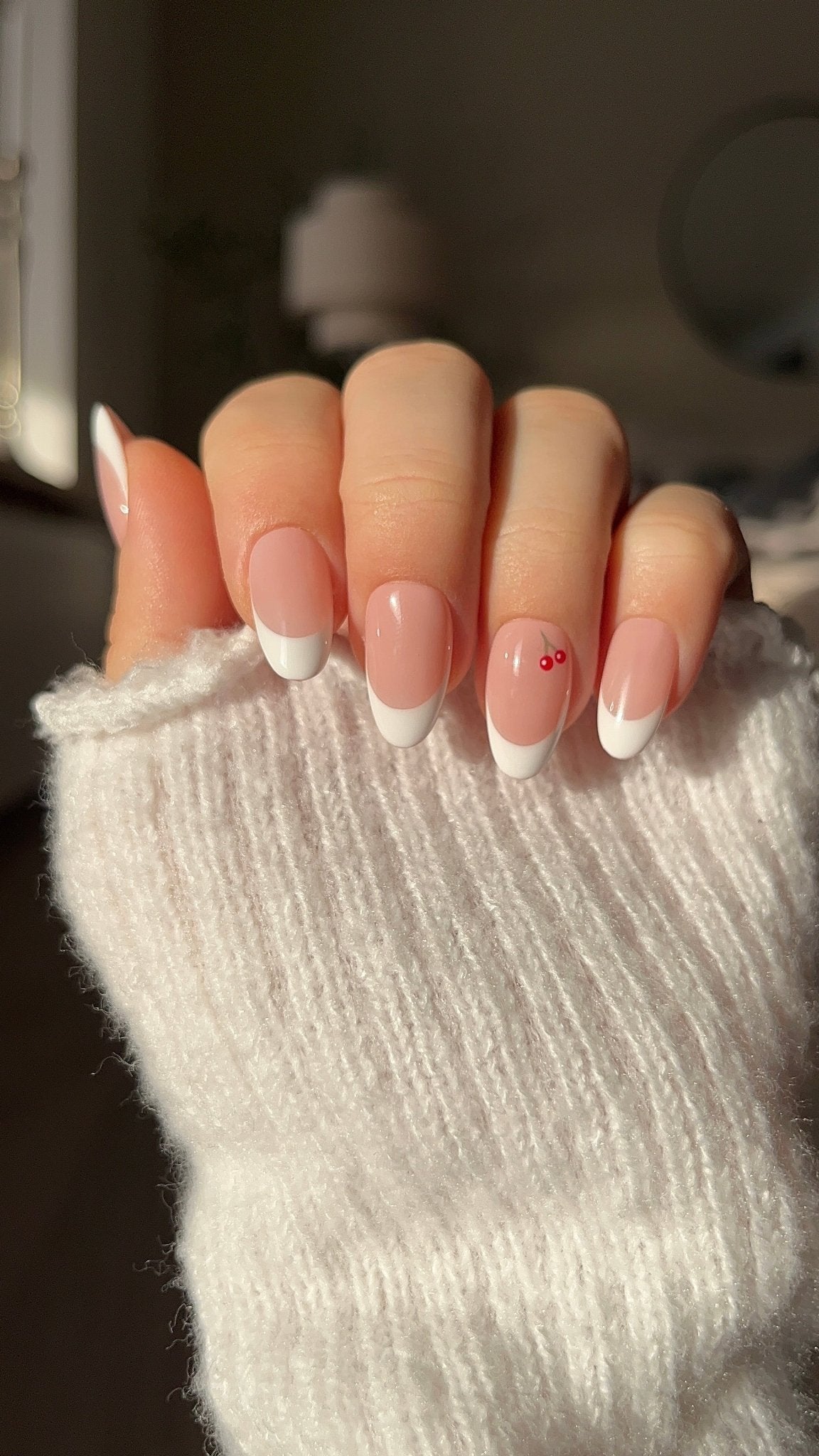 French Cherry Touch - NegleSky