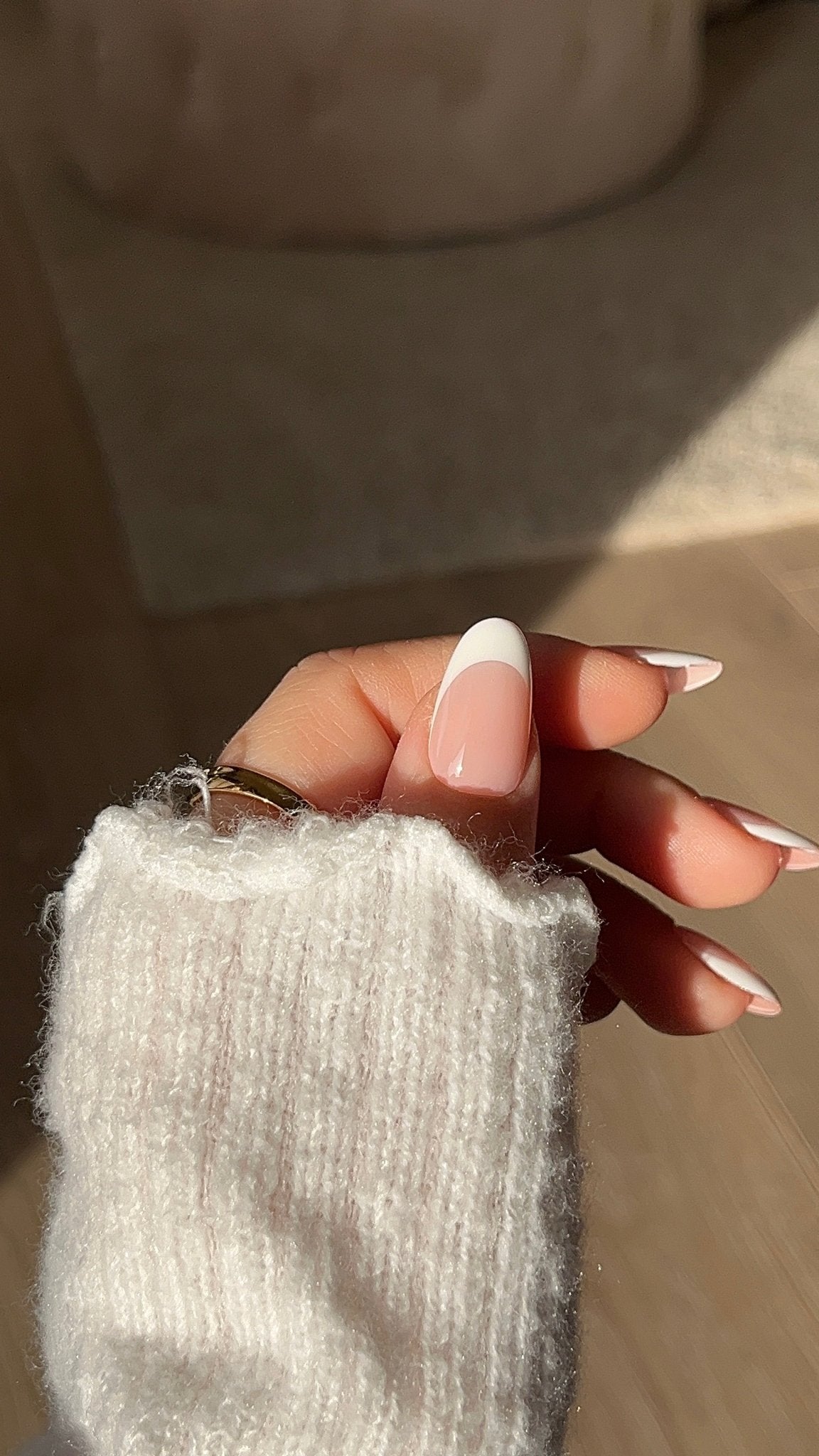 French Cherry Touch - NegleSky