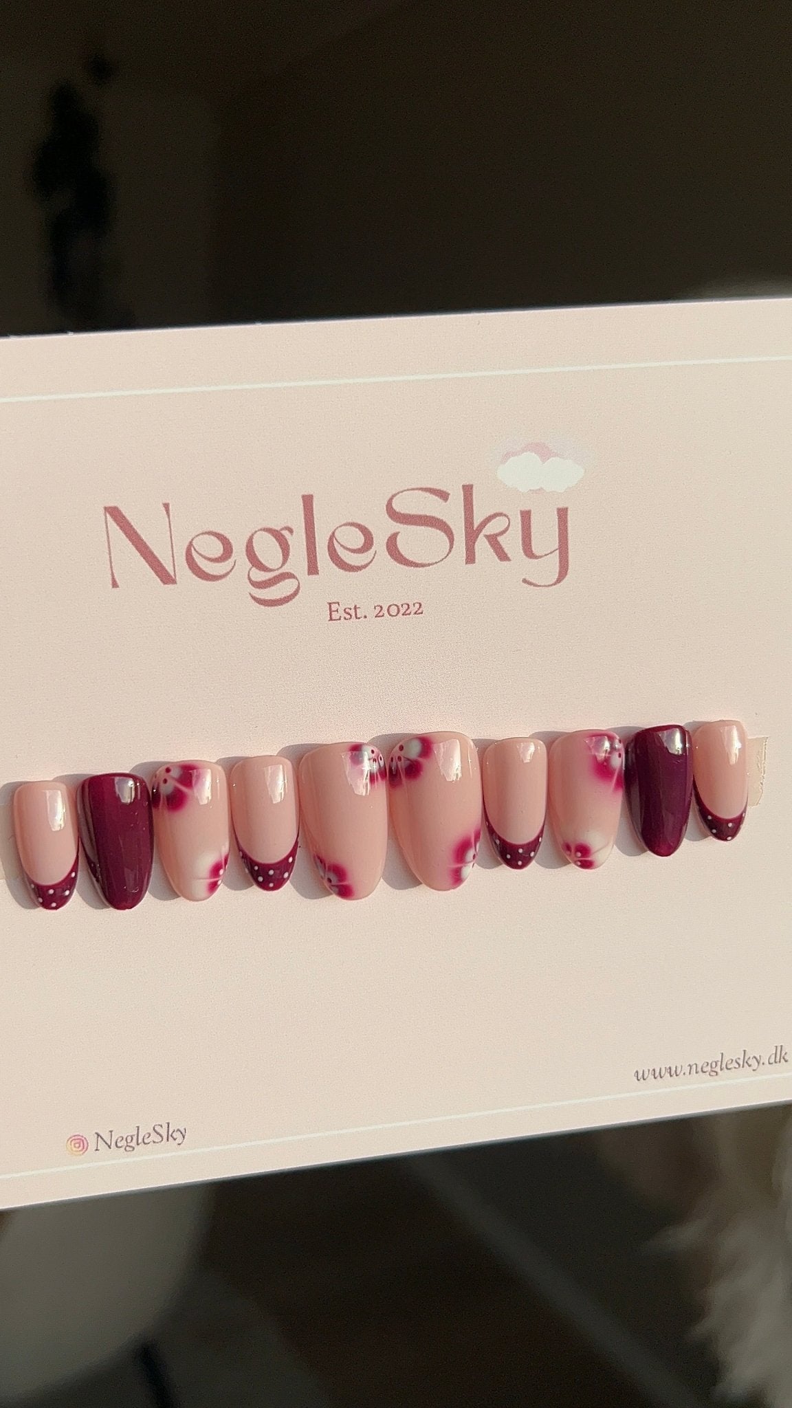 Wine Kissed - NegleSky