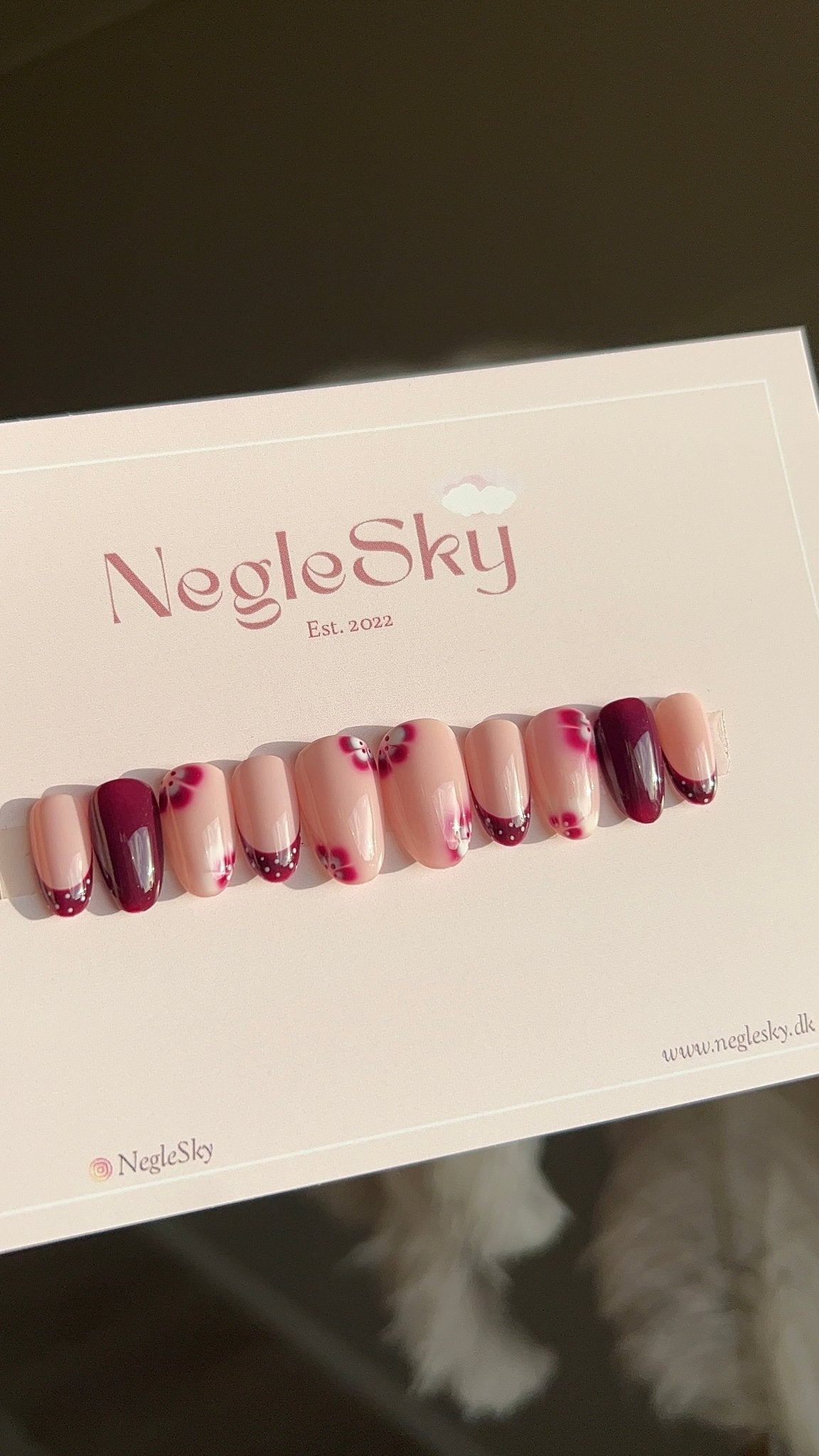 Wine Kissed - NegleSky